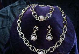 鉑金戒指首飾全方位供應(yīng)指南 從批發(fā)渠道到價(jià)格解析